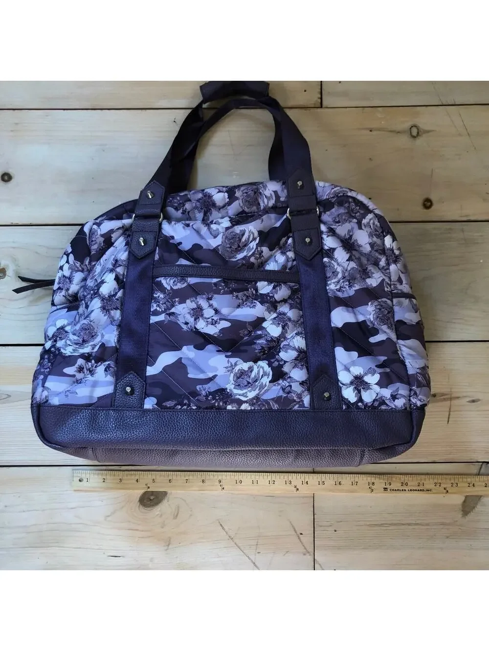 Cynthia Rowley EUC Women's Large Quilted Purple Floral Camo Weekender Bag